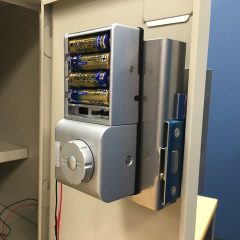 【スマートロック/電気錠の電池寿命はどれくらいもつの？】電池駆動テスト結果をご紹介します